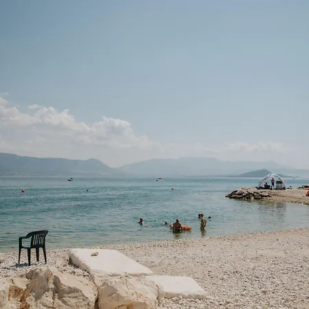 Dome Διαμέρισμα *