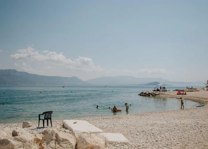 Dome Апартаменти *