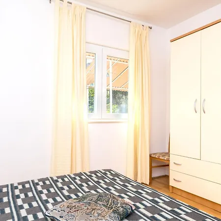 Dome Apartment *